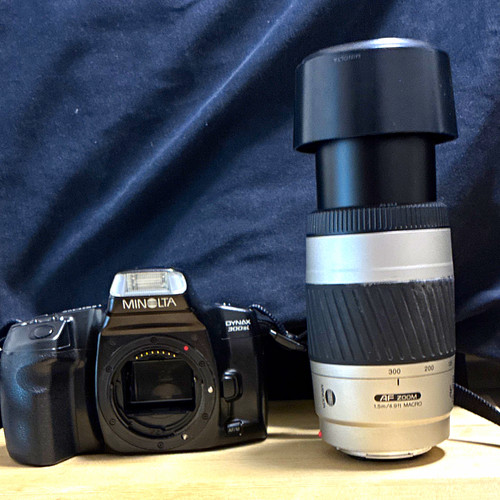 Minolta dynax 300si - minolta,